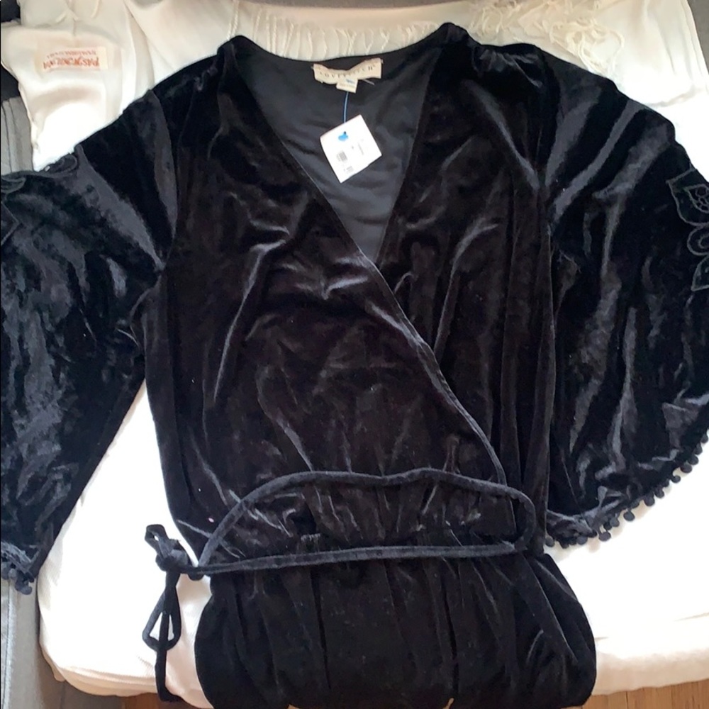 NWT Valor Black Romper